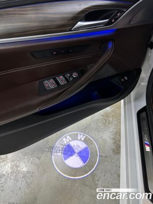 BMW 5-Series 520i M Sport 2020 года из Южной Кореи