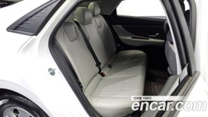 Hyundai AVANTE 1.6 2021 года из Южной Кореи