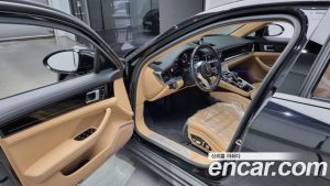 Porsche Panamera 3.0 AWD 2020 года из Южной Кореи
