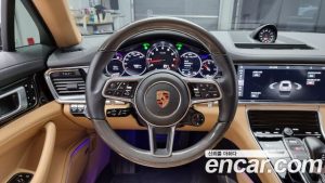 Porsche Panamera 3.0 AWD 2020 года из Южной Кореи