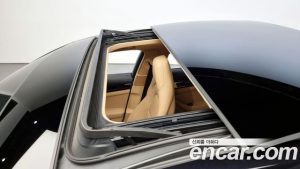 Porsche Panamera 3.0 AWD 2020 года из Южной Кореи