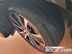 Mercedes-Benz E-Class E300e 4MATIC Exclusive 2021 года из Южной Кореи