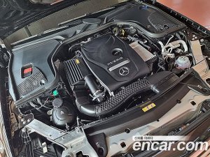 Mercedes-Benz E-Class E300e 4MATIC Exclusive 2021 года из Южной Кореи