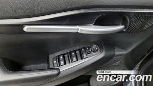 Kia Seltos Дизель 1.6 2WD 2021 года из Южной Кореи