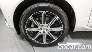 Volvo XC60 D5 Inscription 2020 года из Южной Кореи