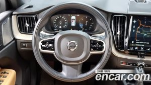 Volvo XC60 D5 Inscription 2020 года из Южной Кореи