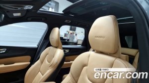 Volvo XC60 T6 Inscription 2020 года из Южной Кореи