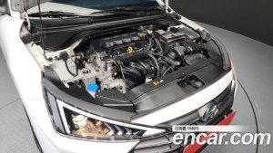 Hyundai AVANTE 1.6 2020 года из Южной Кореи