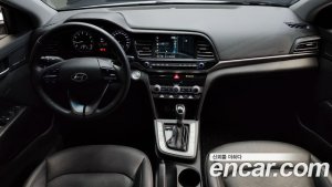Hyundai AVANTE 1.6 2020 года из Южной Кореи