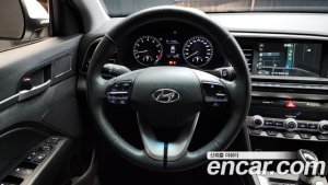 Hyundai AVANTE 1.6 2020 года из Южной Кореи