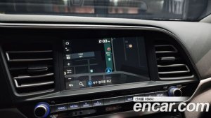 Hyundai AVANTE 1.6 2020 года из Южной Кореи