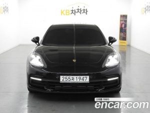 Porsche Panamera 3.0 AWD 2020 года из Южной Кореи