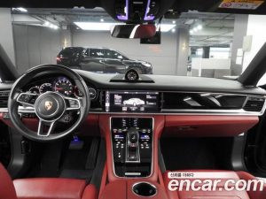 Porsche Panamera 3.0 AWD 2020 года из Южной Кореи