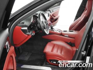 Porsche Panamera 3.0 AWD 2020 года из Южной Кореи