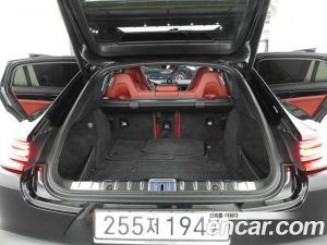 Porsche Panamera 3.0 AWD 2020 года из Южной Кореи
