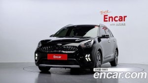 Kia Niro 1.6 HEV 2021 года из Южной Кореи