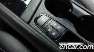 Kia Niro 1.6 HEV 2021 года из Южной Кореи