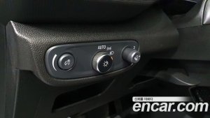 ChevroletGMDaewoo Trailblazer 1.3 Turbo 2WD 2022 года из Южной Кореи