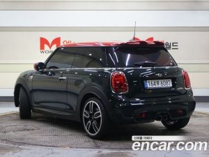 Mini Cooper JCW 2020 года из Южной Кореи