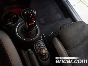 Mini Cooper JCW 2020 года из Южной Кореи