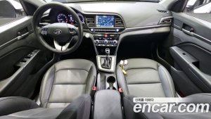 Hyundai AVANTE 1.6 2020 года из Южной Кореи