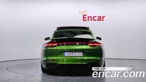 Porsche Panamera 4.0 GTS 2020 года из Южной Кореи