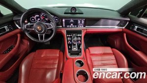 Porsche Panamera 4.0 GTS 2020 года из Южной Кореи