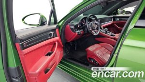 Porsche Panamera 4.0 GTS 2020 года из Южной Кореи