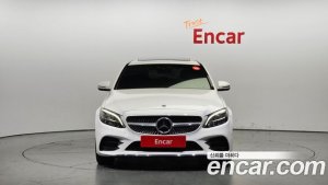Mercedes-Benz C-Class C200 AMG Line 2021 года из Южной Кореи