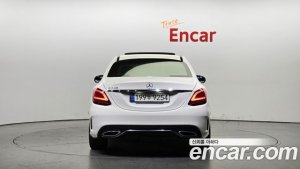Mercedes-Benz C-Class C200 AMG Line 2021 года из Южной Кореи