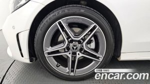 Mercedes-Benz C-Class C200 AMG Line 2021 года из Южной Кореи
