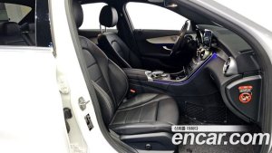 Mercedes-Benz C-Class C200 AMG Line 2021 года из Южной Кореи