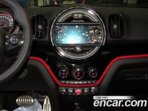Mini Countryman JCW 2020 года из Южной Кореи