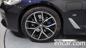 BMW 5-Series 530e M Sport 2021 года из Южной Кореи
