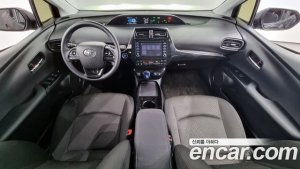 Toyota Prius 1.8 2020 года из Южной Кореи
