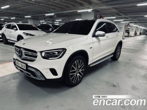 Mercedes-Benz GLC-Class GLC300e 4MATIC 2021 года из Южной Кореи