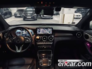 Mercedes-Benz GLC-Class GLC300e 4MATIC 2021 года из Южной Кореи