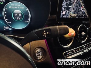 Mercedes-Benz GLC-Class GLC300e 4MATIC 2021 года из Южной Кореи