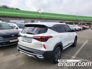 Kia Seltos Бензин 1.6 Turbo 2WD 2020 года из Южной Кореи