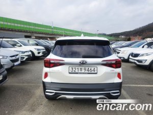 Kia Seltos Бензин 1.6 Turbo 2WD 2020 года из Южной Кореи