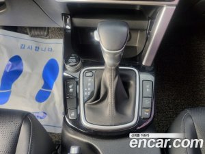 Kia Seltos Бензин 1.6 Turbo 2WD 2020 года из Южной Кореи