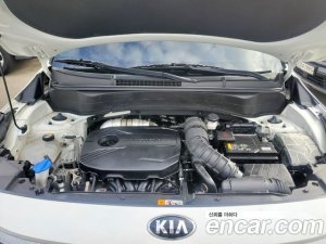 Kia Seltos Бензин 1.6 Turbo 2WD 2020 года из Южной Кореи