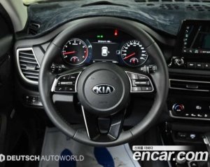 Kia Seltos Бензин 1.6 Turbo 2WD 2022 года из Южной Кореи