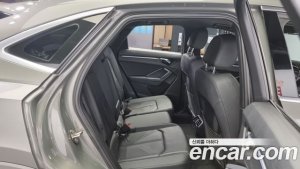 Audi Q3 35 TDI Premium Sportback 2020 года из Южной Кореи