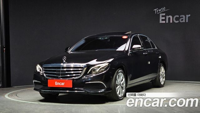 Mercedes-Benz E-Class E300 4MATIC Exclusive 2020 года из Кореи