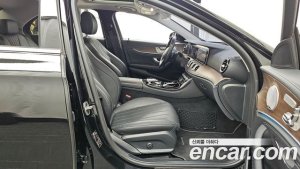 Mercedes-Benz E-Class E300 4MATIC Exclusive 2020 года из Южной Кореи