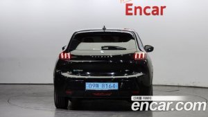 Peugeot 208 GT Line 2021 года из Южной Кореи