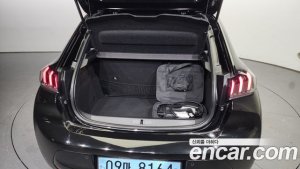 Peugeot 208 GT Line 2021 года из Южной Кореи