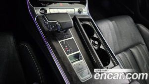 Audi A7 55 TFSI 4WD Premium 2021 года из Южной Кореи