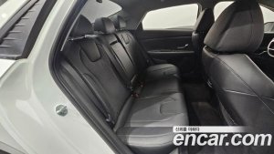 Hyundai AVANTE 1.6 2021 года из Южной Кореи